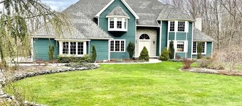 Quiet and cozy studio apartment on premier Cheshire street close to New Haven