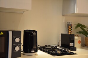 Private kitchen - Remarkable 1-bed Apartment in Dubai (Dubai)
