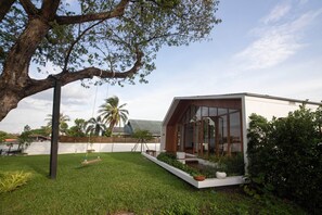 Exterior - River house for relaxation and remote work station (nakornpathom)