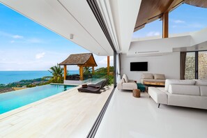 Indoor pool, outdoor pool - Samui Seaview Rainforest Infinity Pool Villa With 3 Beds Suits With Housekeeper (Koh Samui)