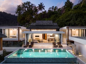 Indoor pool, outdoor pool - Samui Seaview Rainforest Infinity Pool Villa With 3 Beds Suits With Housekeeper (Koh Samui)