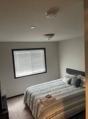4 Schlafzimmer, Zimmersafe, Bügeleisen/Bügelbrett, kostenloses WLAN