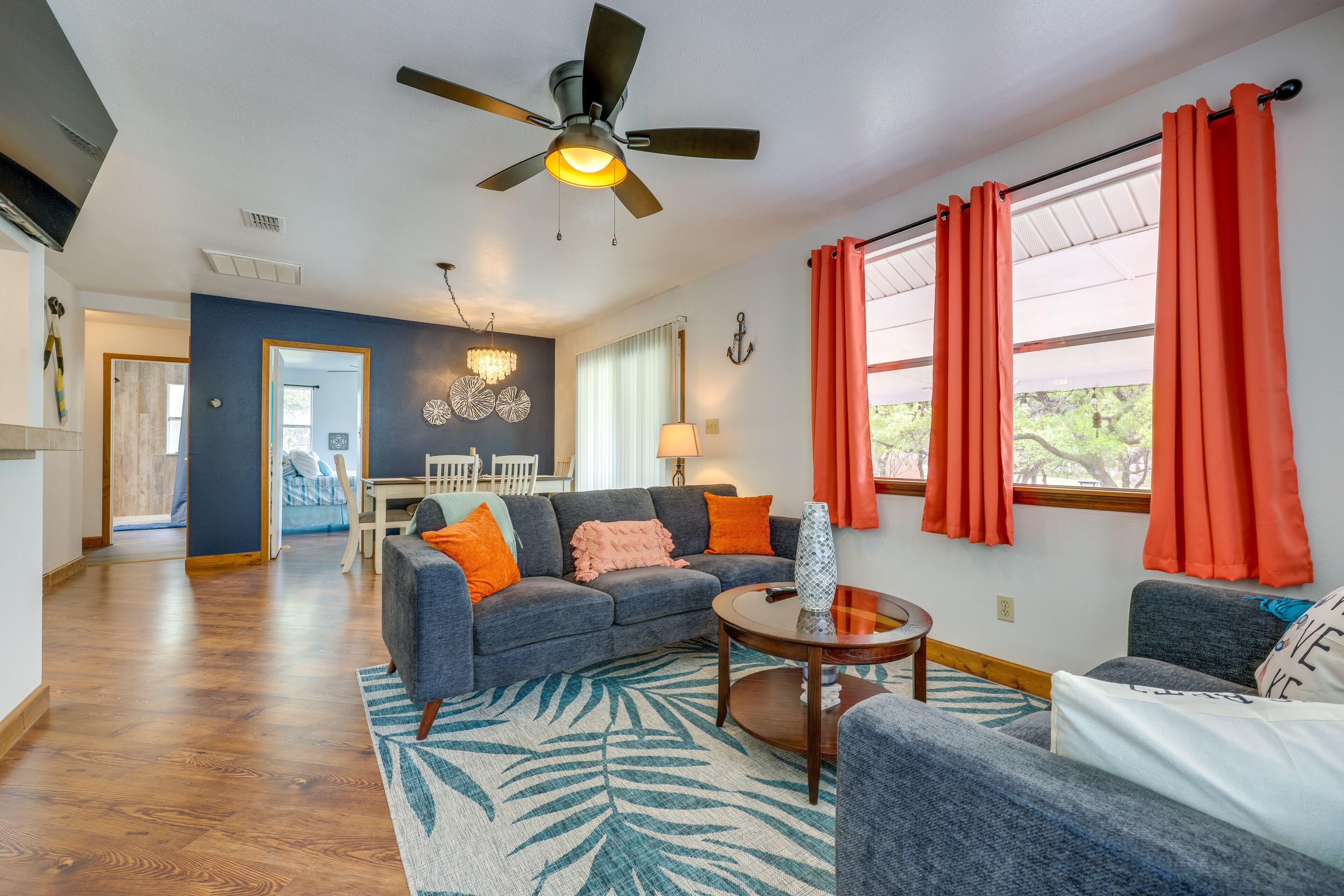 Family Canyon Lake Home w/ Fire Pit & Grill!