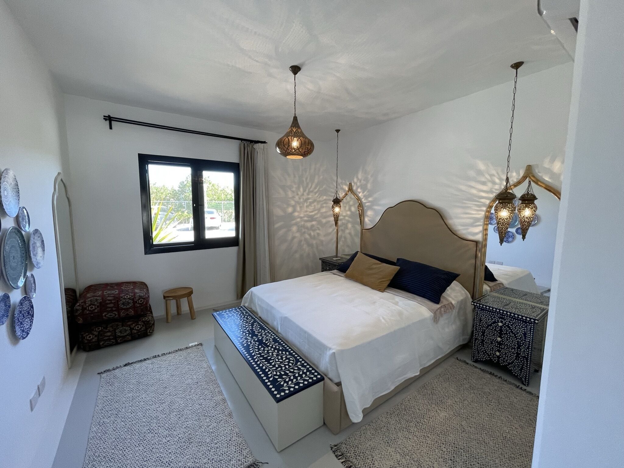 3 多间卧室、WiFi、床单