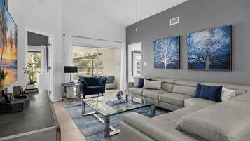 Smart-tv, videospil, dvd-afspiller, bøger