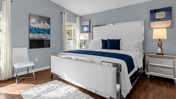 5 bedrooms, desk, iron/ironing board, travel crib