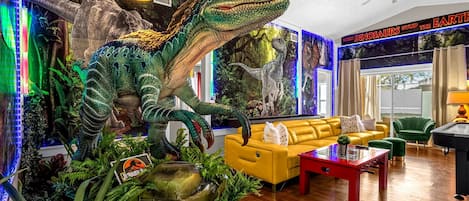 Welcome to 1st Animatronic Dinosaur Villa by Florida Theme Park Villas, come meet Blue the Dinosaur!
