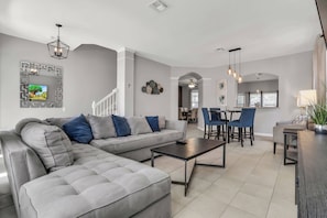 TV - Large Cheerful Home free WaterPark Happy Memories! (Kissimmee)