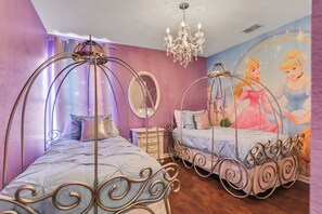 6 bedrooms, iron/ironing board, travel crib, WiFi