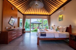 3 bedrooms, desk, free WiFi, bed sheets - Luxury 3BR Kahuripan Villa (Ungasan)