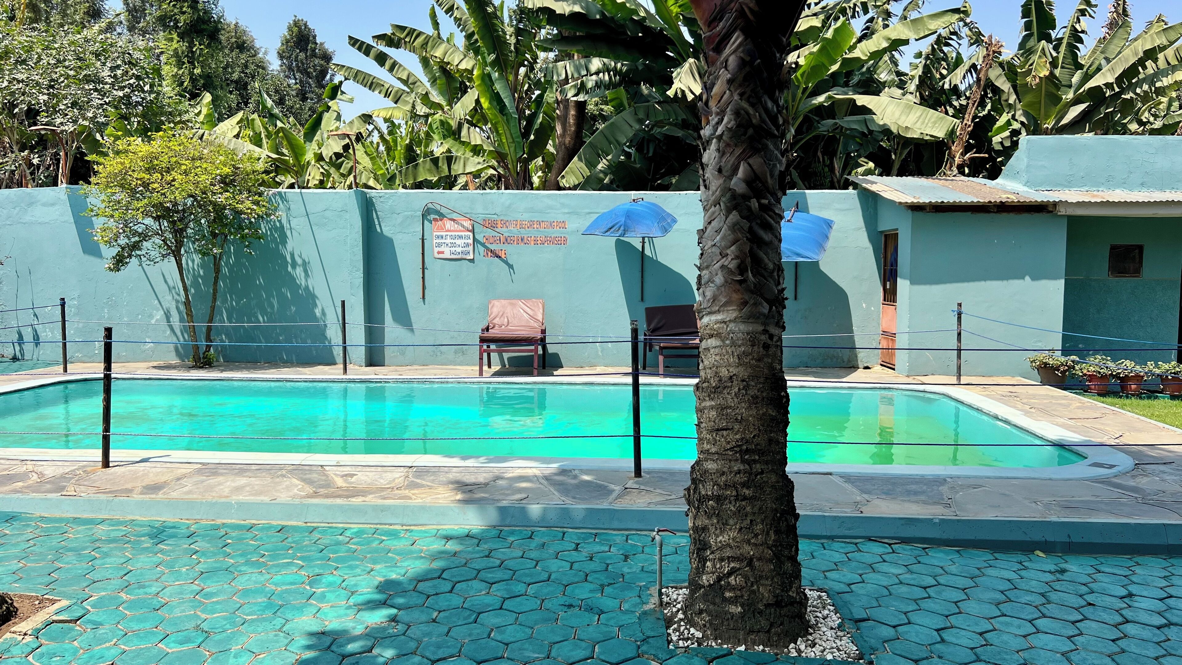 Lasten leikkialue ulkona