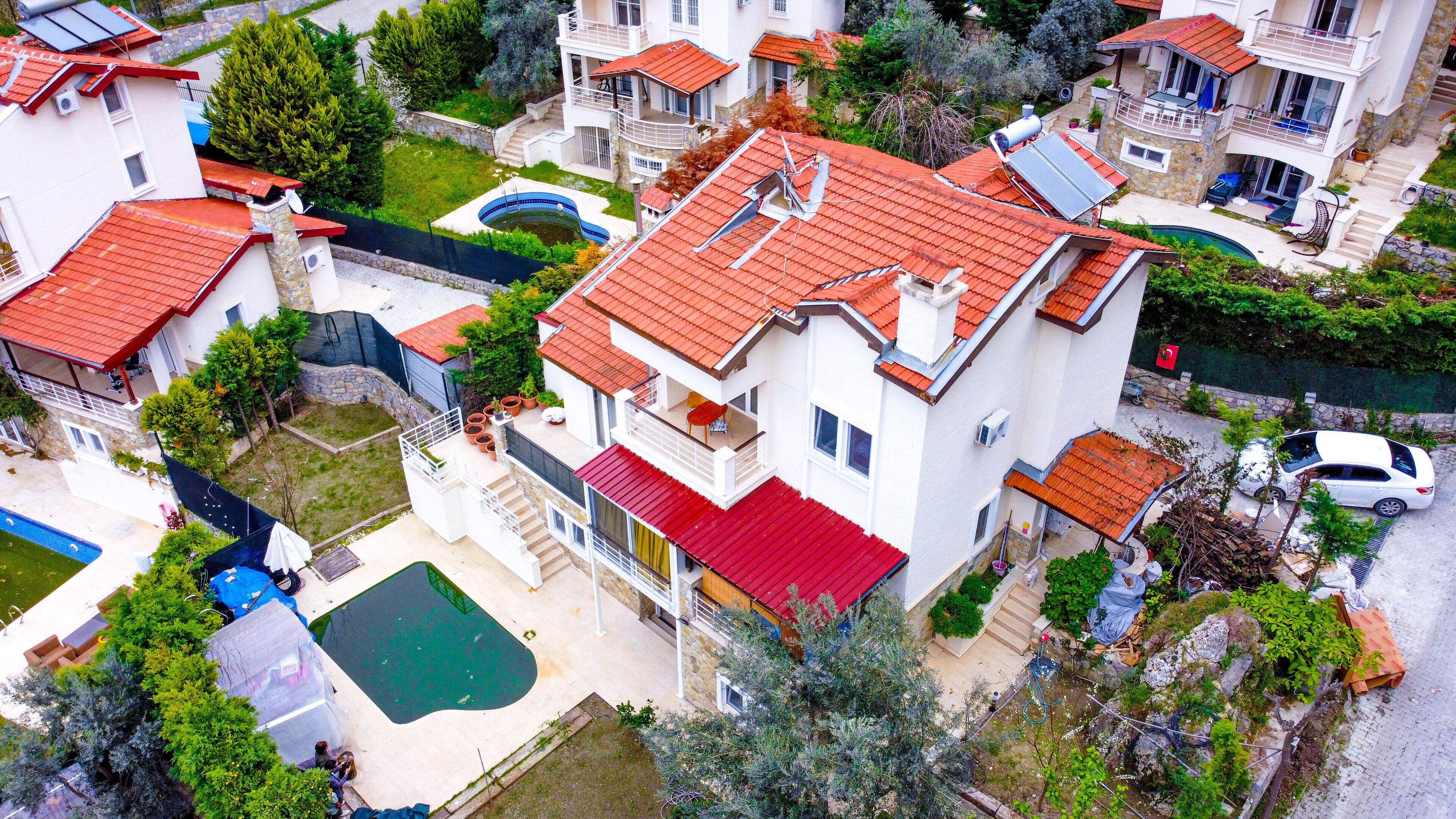 Göcek de özel havuzlu bahce katı