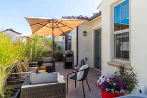 Terrace/patio - NEW! PGA West (Signature!) walk to Stadium Course! (La Quinta)