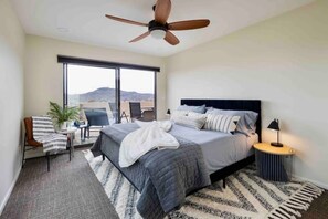 4 bedrooms, free WiFi, bed sheets