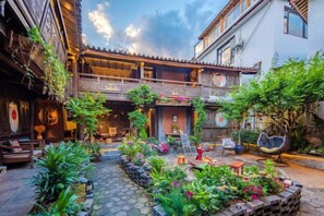 Unclassified image, 5 of 53, button - Lijiang Longfeng Villa (Shuhe Ancient Town Branch) (Lijiang)
