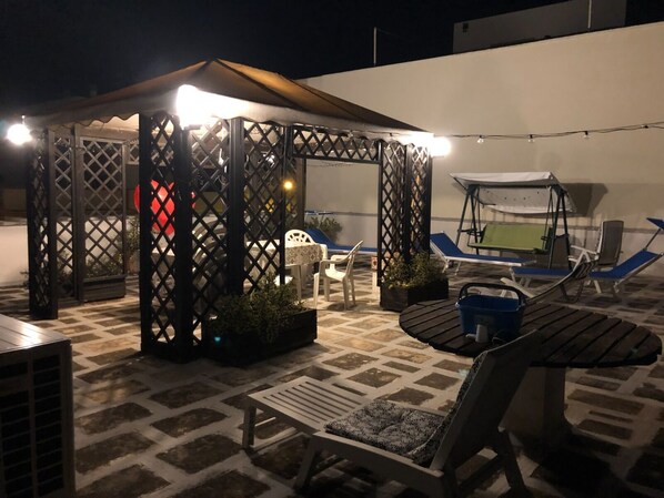 Terrace/patio - The Terrace (Gallipoli)