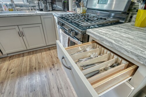 Walkable to RIT/Comfortable Stay near university