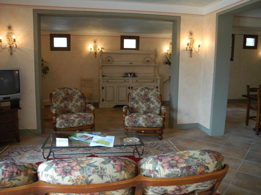 Villa in Maremma 10 minutes from the sea. AC, swimming pool, jacuzzi, steam room, gym.