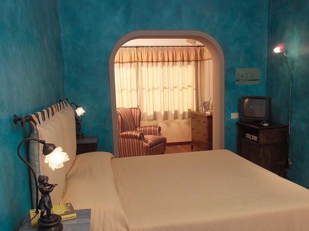 Villa in Maremma 10 minutes from the sea. AC, swimming pool, jacuzzi, steam room, gym.