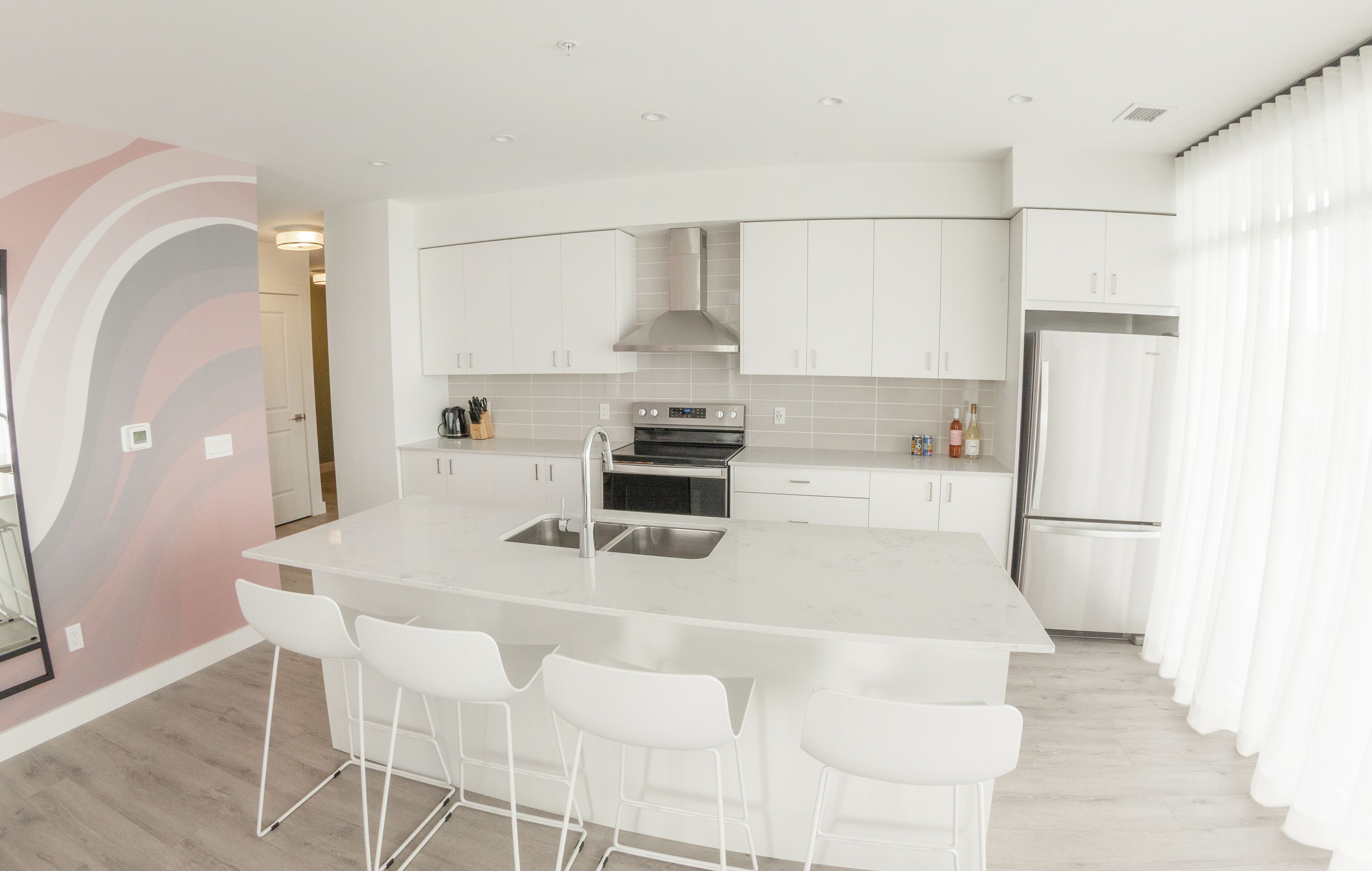 Grand Apartment | Living area | 55-inch Smart TV with digital channels, TV