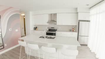 Grand Apartment | Living area | 55-inch Smart TV with digital channels, TV