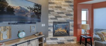 Large Hot-Tub | Close 2 DT | Wolf Creek Mountain