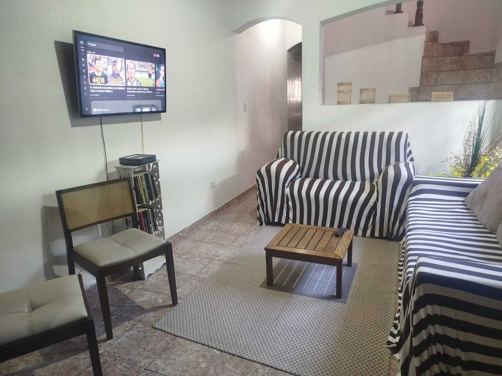 Televisión de 29 pulgadas con canales por cable y impresora 