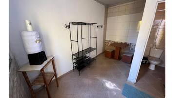 Duntäcken, strykjärn/strykbräda, gratis wi-fi och sängkläder