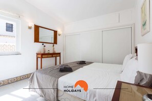 1 dormitorio, tabla de planchar con plancha, wifi gratis y ropa de cama