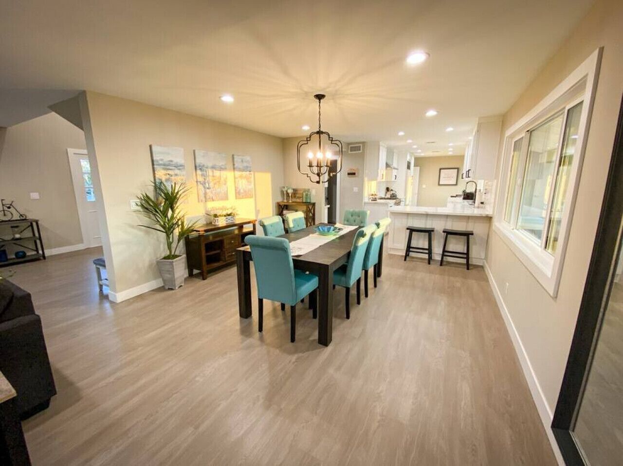 Glendale Hills LUXURY with 360 degree VIEWS!