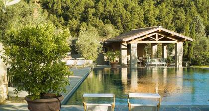 Villa Magnolia in most Exclusive Borgo in Tuscany