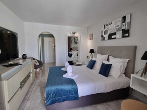1 chambre, Wi-Fi, draps fournis