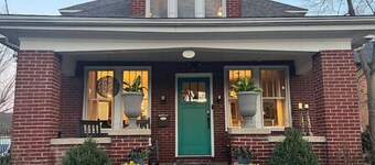 Historic Downtown 1910 Brick 2-Story Home. Dog Friendly. Walk to Everything 