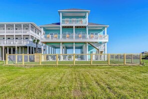 Exterior - Seaside Sanctuary, Pool/Hot Tub (Crystal Beach)