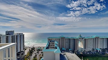 Condo, Multiple Beds, Jetted Tub, Ocean View (#1910 - No Pets Allowed) | Property grounds