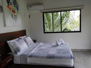 4 bedrooms, WiFi, bed sheets