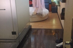 Unclassified image, 2 of 72, button - Jiahua Business Hotel (Guangzhou North Railway Station Huacheng Road Subway Station) (Guangzhou)