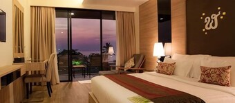Jiahua Business Hotel (Guangzhou North Railway Station Huacheng Road Subway Station)