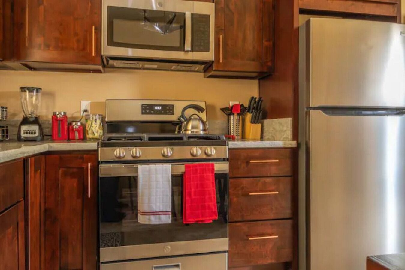 2nd St 2 · Beautiful Two Bedroom Home in Hummingbird Alcove