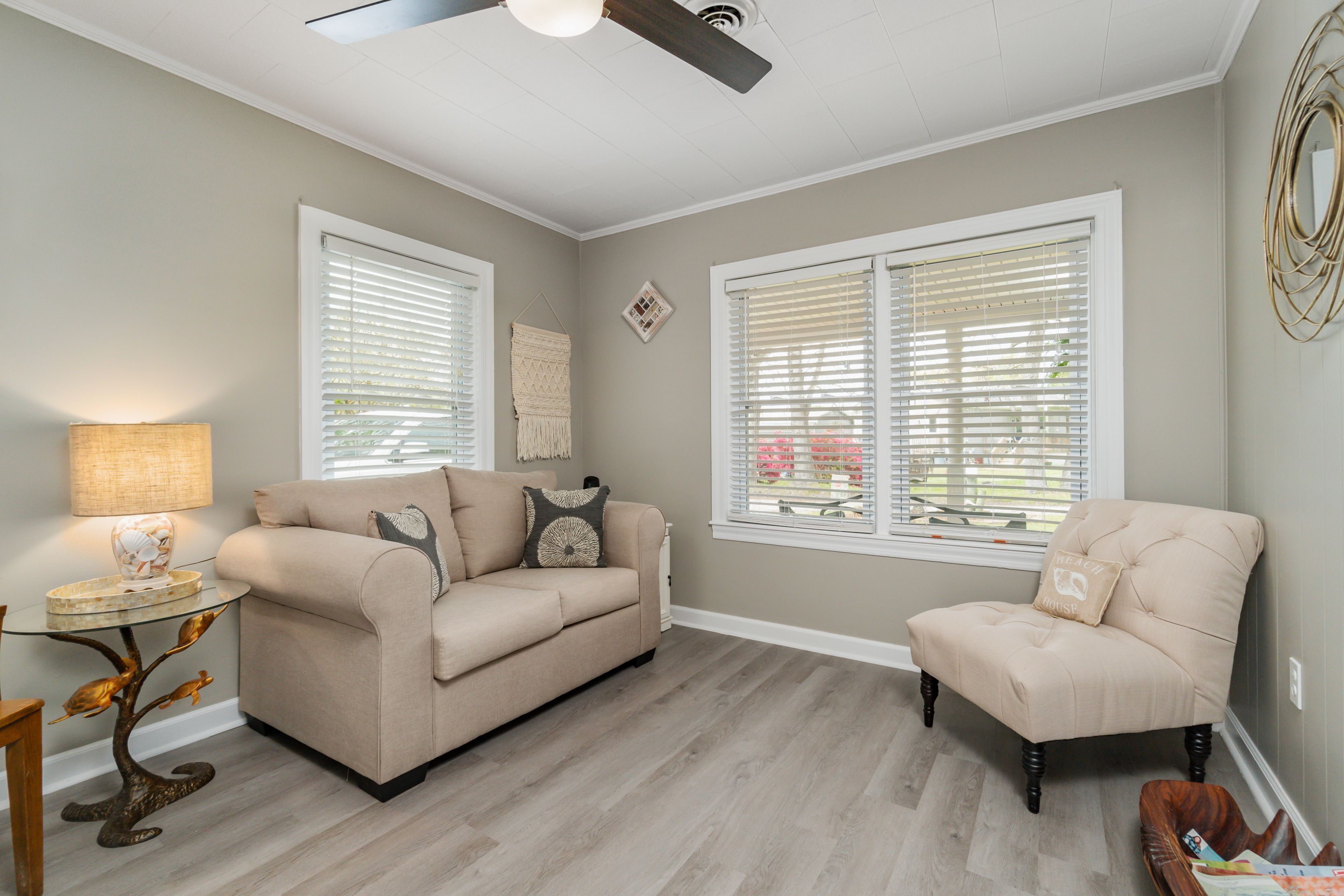  NEW  The Broad Creek Cottage is awaiting your adventure on the Crystal Coast 