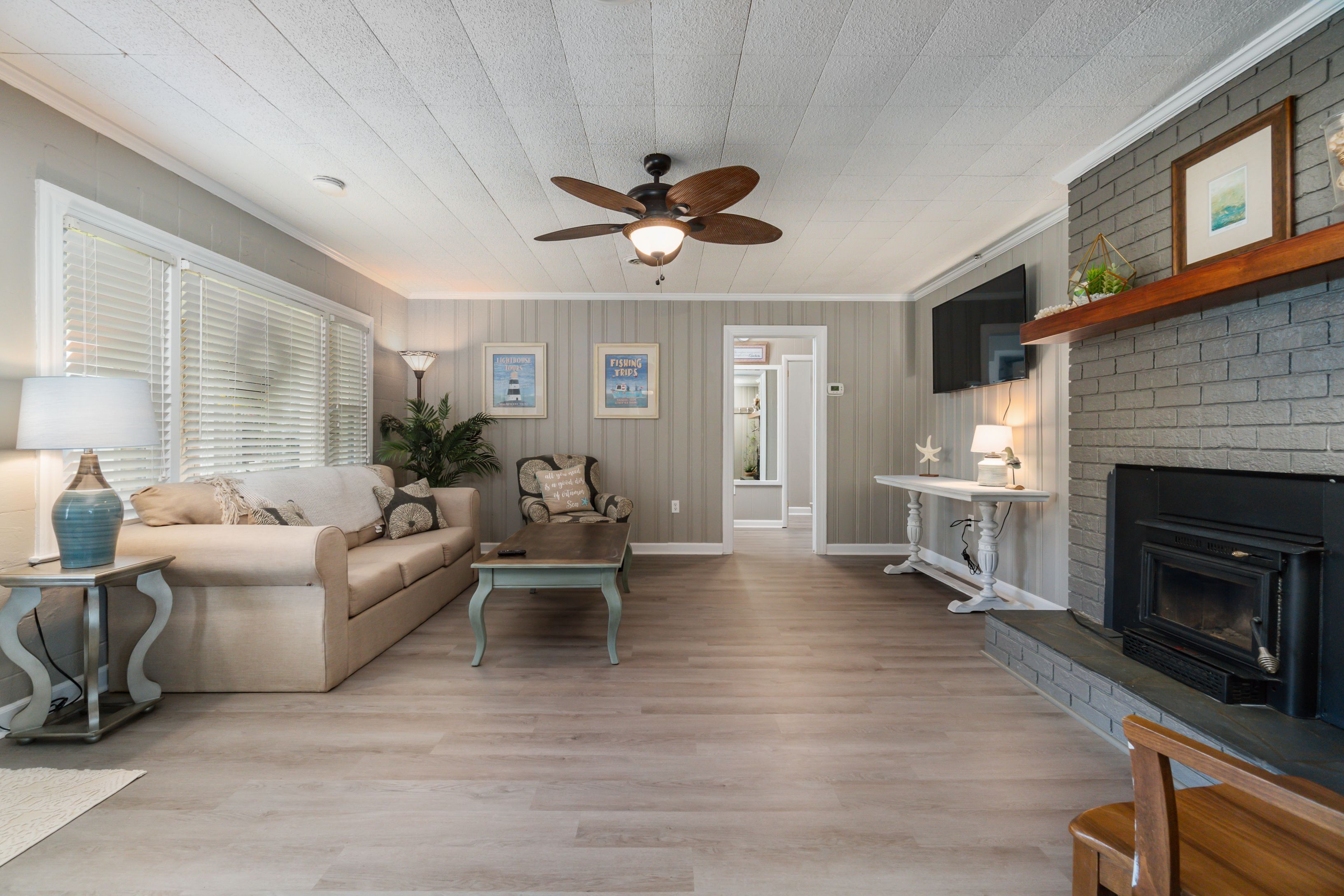  NEW  The Broad Creek Cottage is awaiting your adventure on the Crystal Coast 