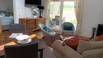 2 bedrooms, free WiFi