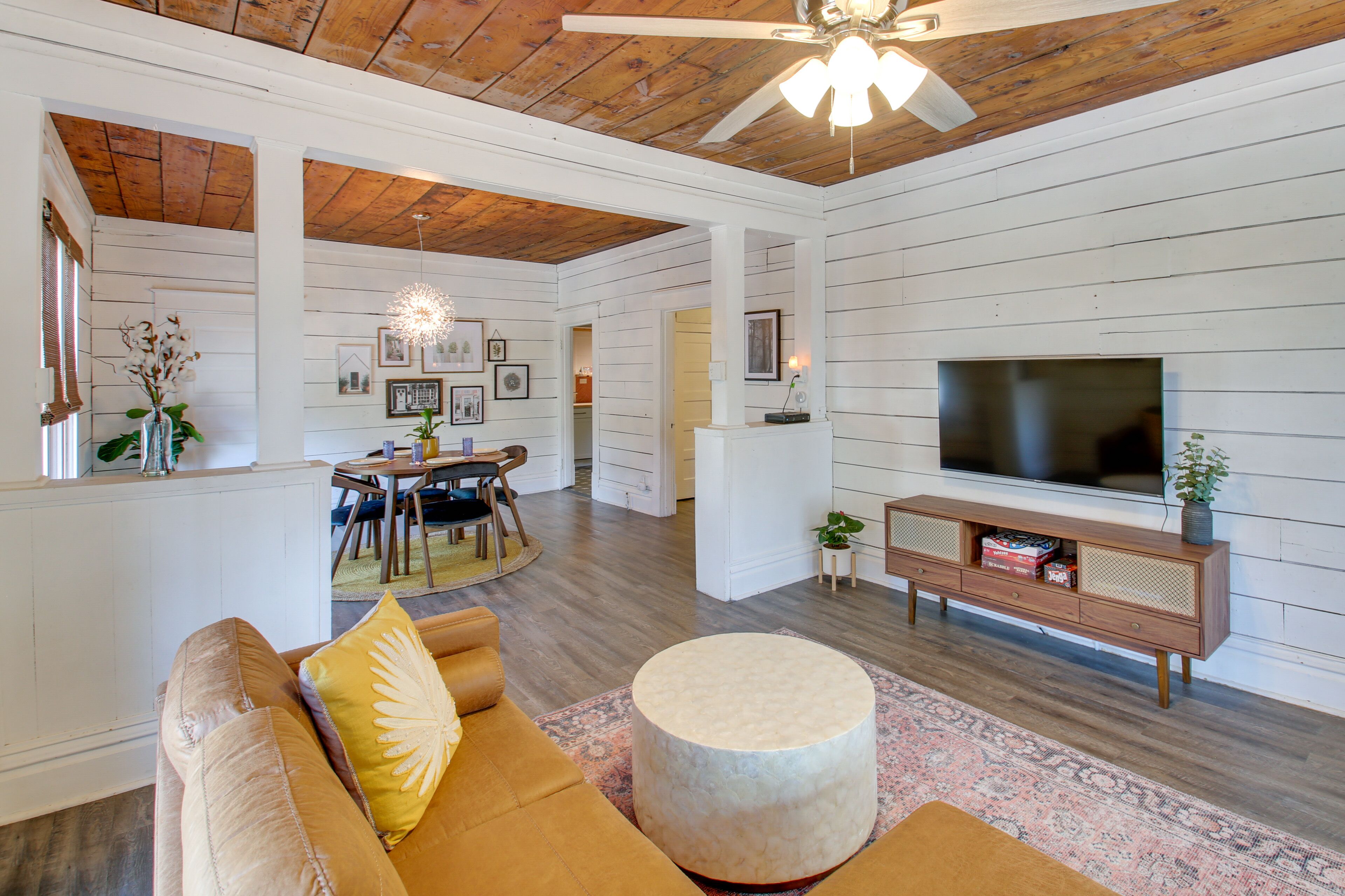 Cozy Hot Springs Vacation Rental Near Downtown!