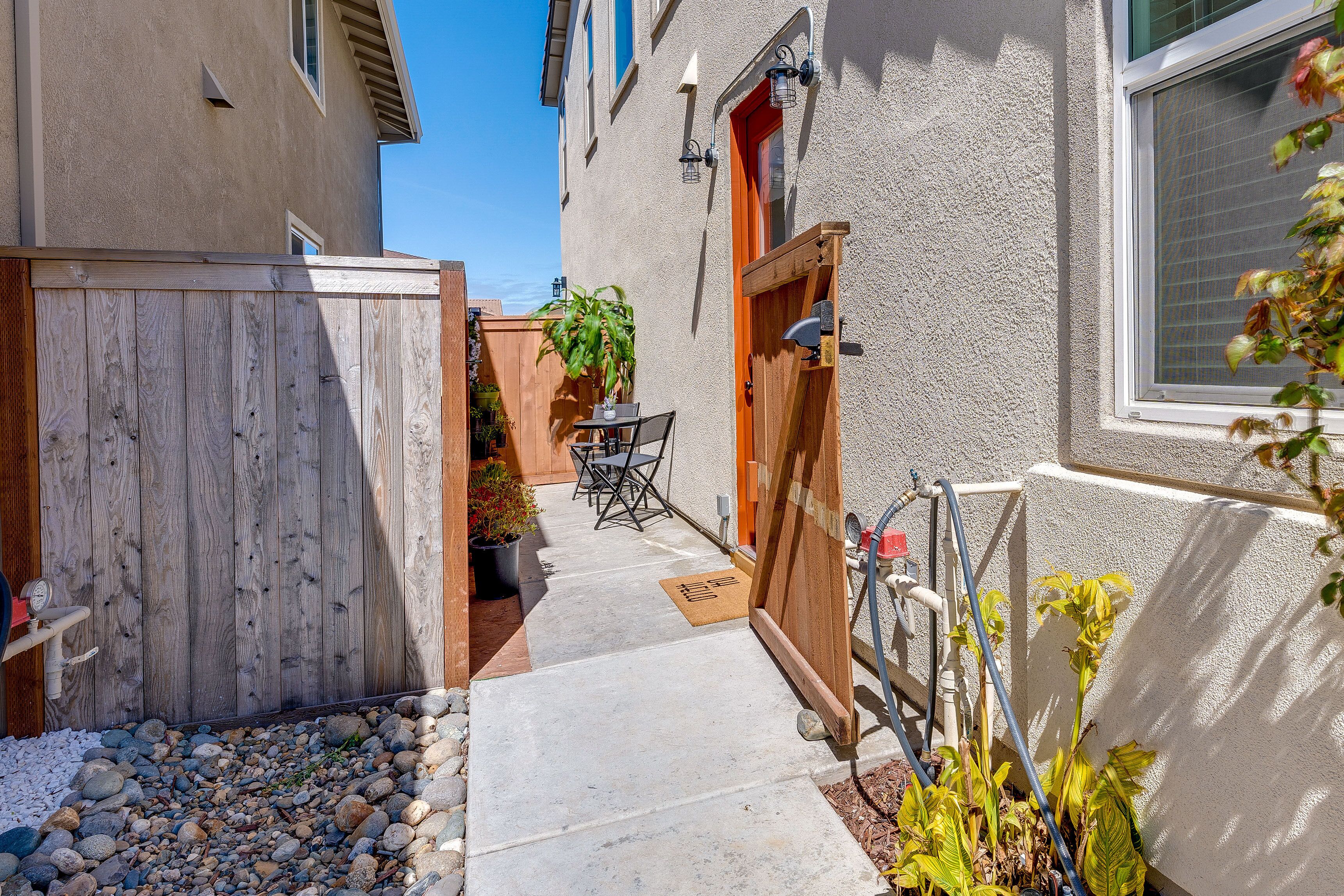 Elk Grove Studio w/ Private Patio: Walk to Casino!