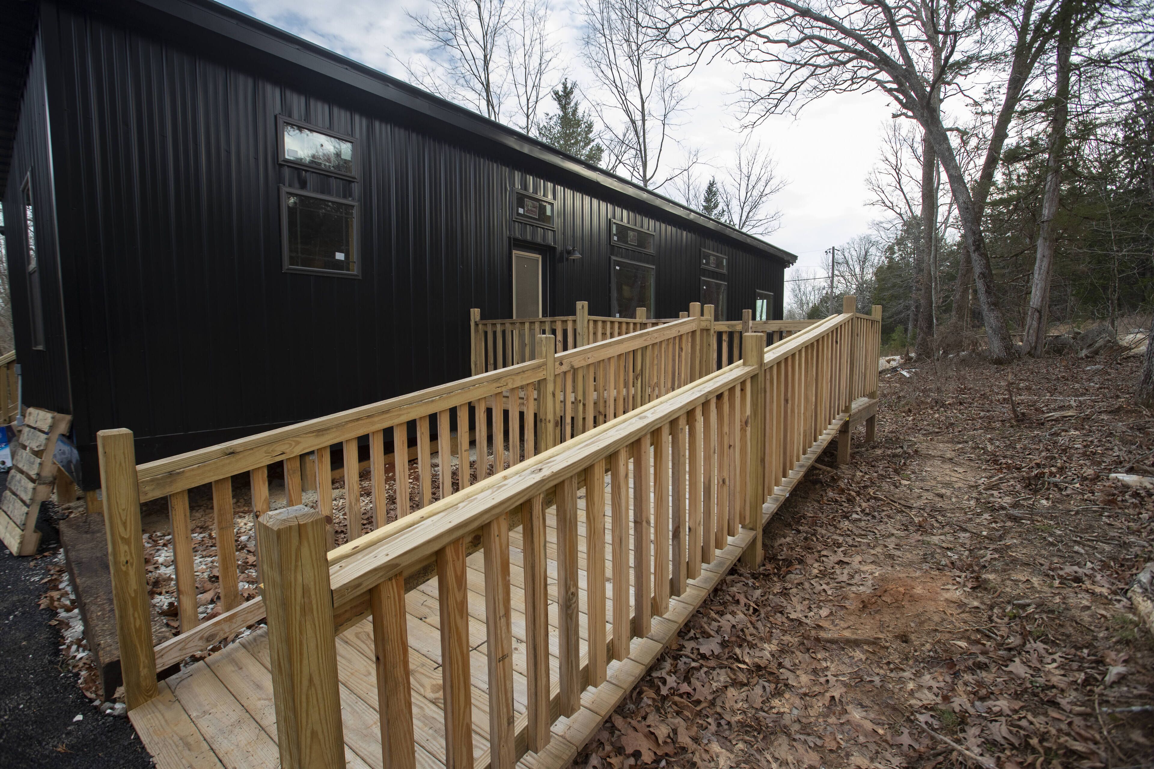 SUADA-Superior ADA Cabin