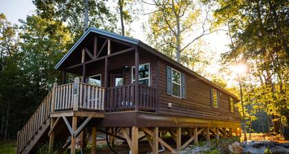 The Maple Retreat-Log Cabin