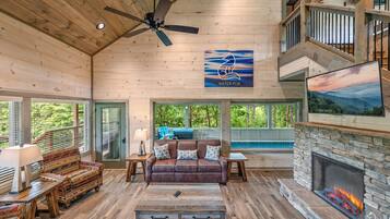 Smart-tv, pejs, videospil, bordfodbold