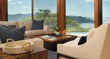 New Listing! Expansive Ocean Views - Private Luxury Villa.