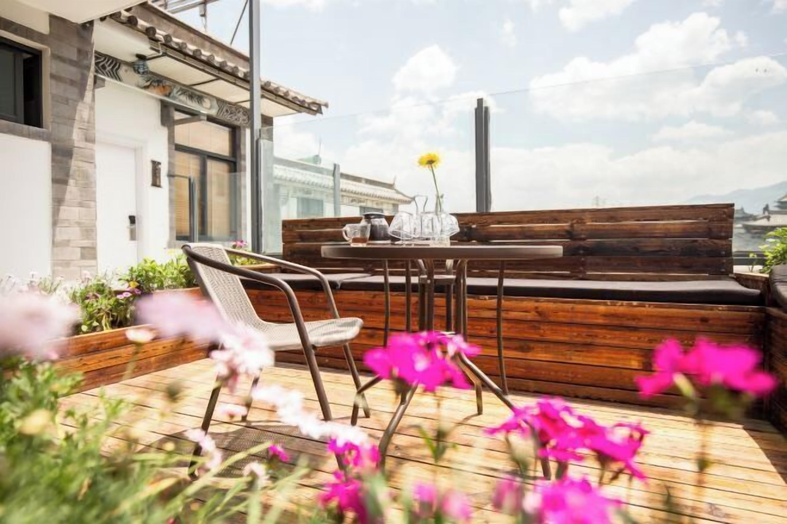 Khu ẩm thực ngoài trời