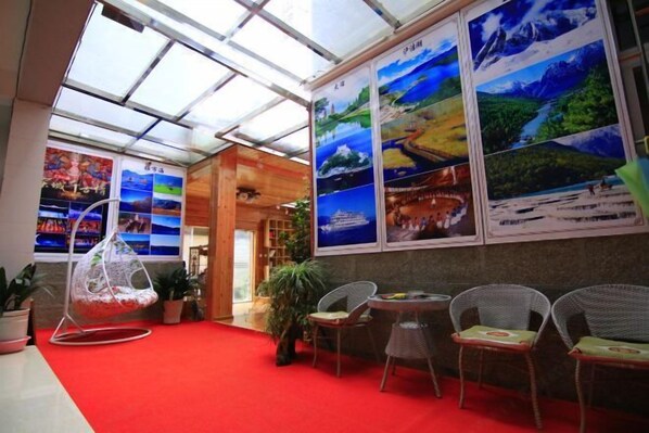 Interior - Longyuanju Inn Lijiang (Lijiang)